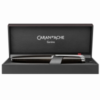 CD4799-019 Caran d'Ache pióro wieczne Leman De Nuit-04.jpg