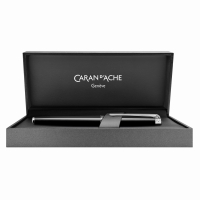 CD4791-782 Caran d'Ache pióro wieczne Leman Slim Black-05.jpg