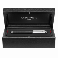 CD4490-082 Caran d'Ache pióro wieczne Varius Ivanhoe Black-05.jpg
