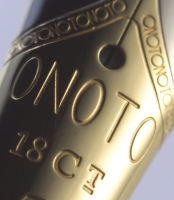 OnotoGoldNibDetail.jpg