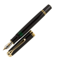 pelikan-souveran-m800-black.jpg